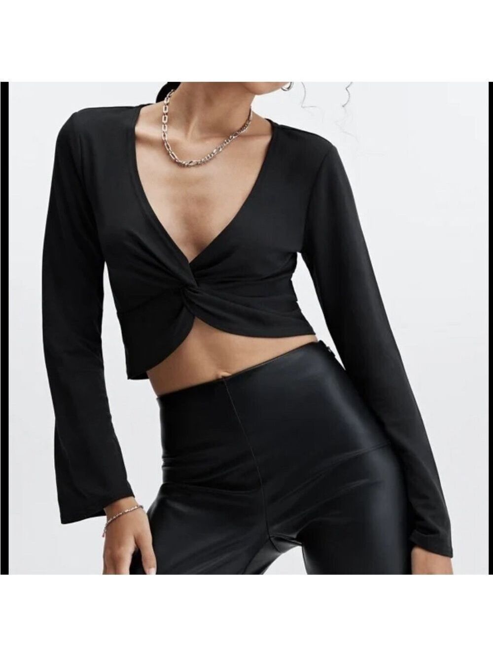 Fabletics black twist front long sleeve crop top size xs